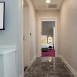 Resun Hotel 4*